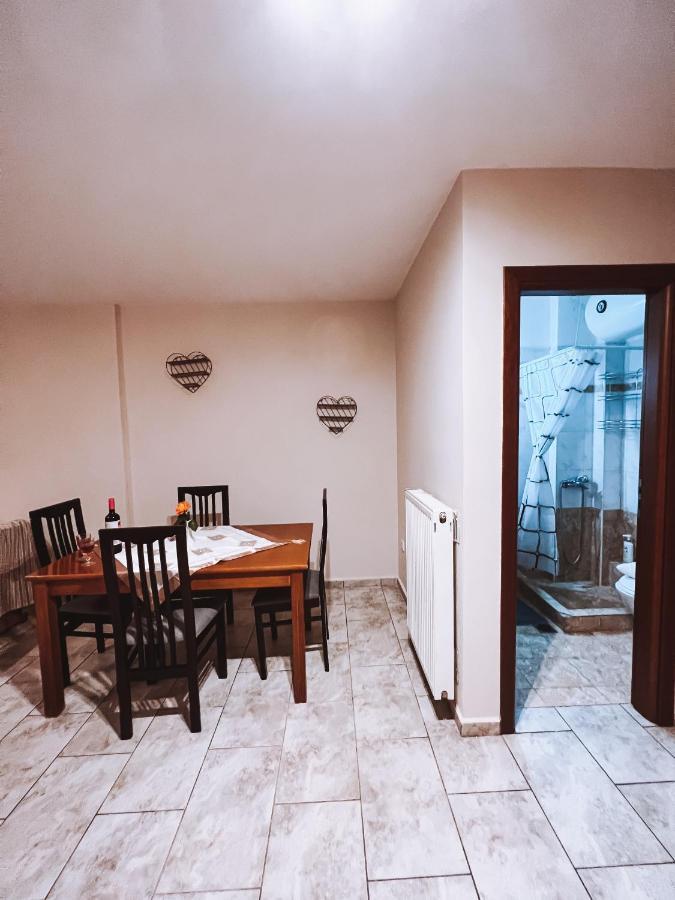 Picollino Apartment Xylokastro Ngoại thất bức ảnh